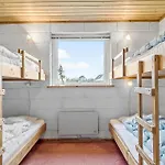 2 Bedroom Cozy In